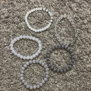 Elegant White and Gray Beaded Bracelet Set